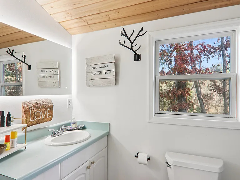 14 Lamplighter Ln — Photo 19