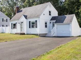 31 Netta Rd, Dedham, MA 02026