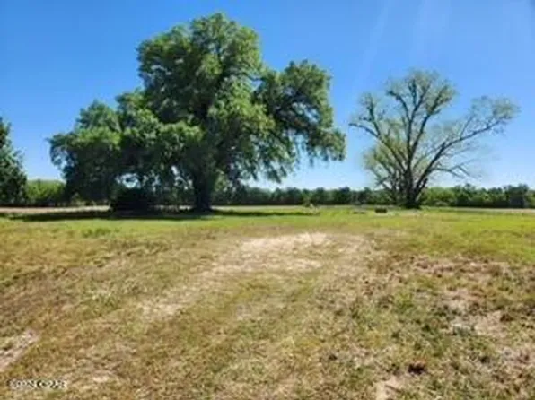 3916 Highway 77, Graceville, FL 32440