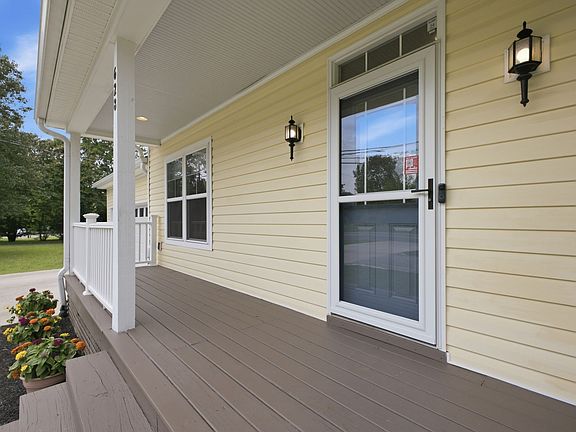 5th image of 628 Tulip Grove Rd