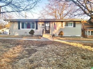 304 N 6th St, Cherokee, IA 51012