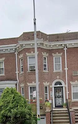 2nd image of 528 68th St