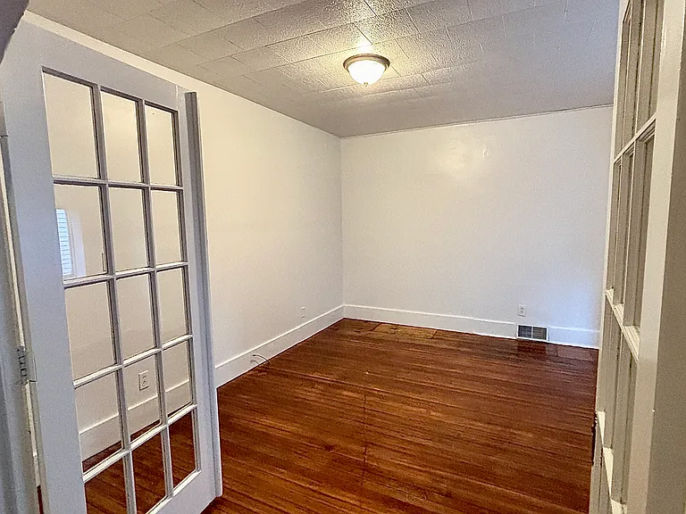 98 Sterrett St #1 — Photo 12
