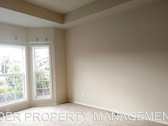 4th image of 7027 SW Glenwood Ct