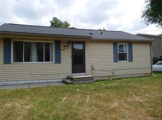 2043 Hillsdale Dr, Davison, MI 48423