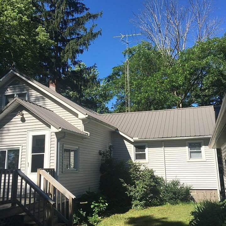 1st image of 8954 W South River Dr