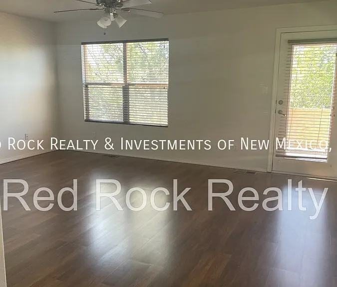 7204 Deer Canyon Ave NE — Photo 11