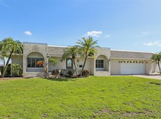 1717 Danbury Dr, Sun City Center, FL 33573