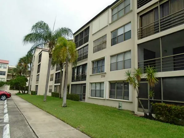 2306 S Cypress Bend Dr APT 219, Pompano Beach, FL 33069