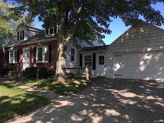 2nd image of 30 Cleveland Dr