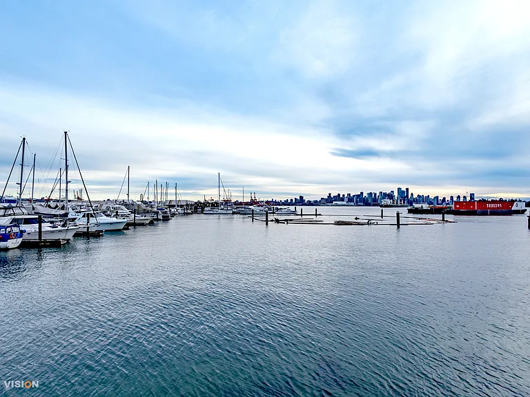 755 Harbourside Dr #619 — Photo 2