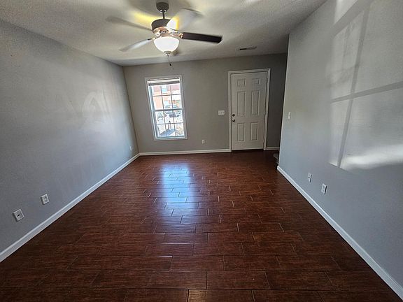 2nd image of 16 Arbor Creek Dr