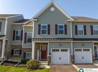 3989 Mink Rd, Emmaus, PA 18049