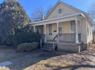 1308 W Market St, Bloomington, IL 61701