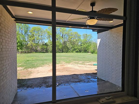 2nd image of 1088 Faulkner Rd
