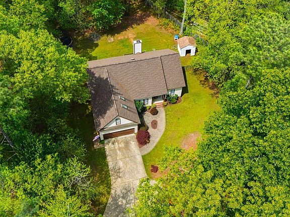 2nd image of 3428 Hardwood Dr