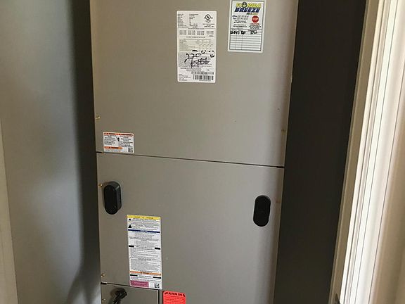 4th image of 2123 Harwick Cir SW