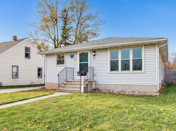 1011 Marshall Ave, Green Bay, WI 54303