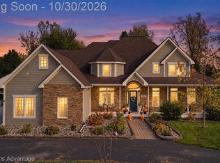 13820 Grafton Rd, Carleton, MI 48117