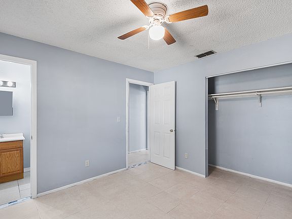 5th image of 81 Surf Dr