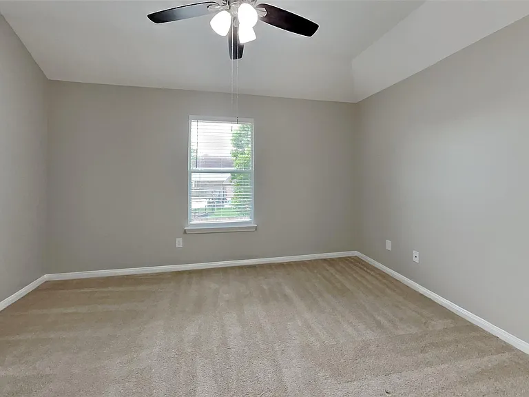 6714 Village Bridge Dr — Photo 10