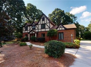 607 Greenbrook Pkwy, Matthews, NC 28104