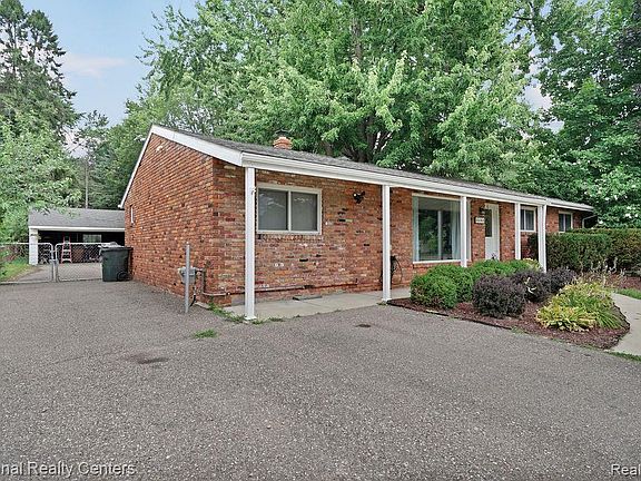 4th image of 8345-21 Mile Rd