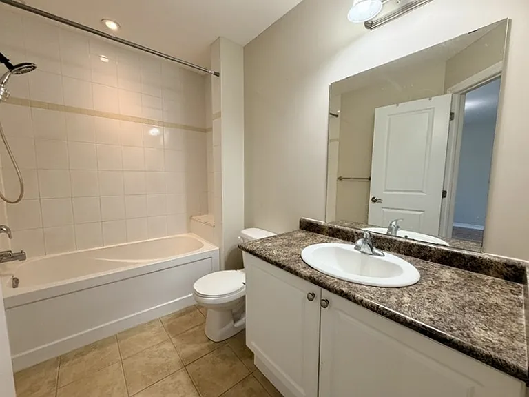 204 Alva St #20 — Photo 19