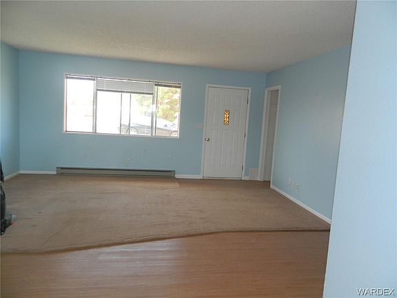 3rd image of 7817 E Larkspur Dr