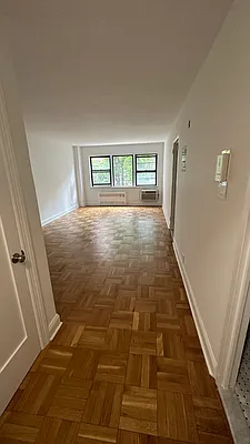 Rented by JMG Properties | media 10