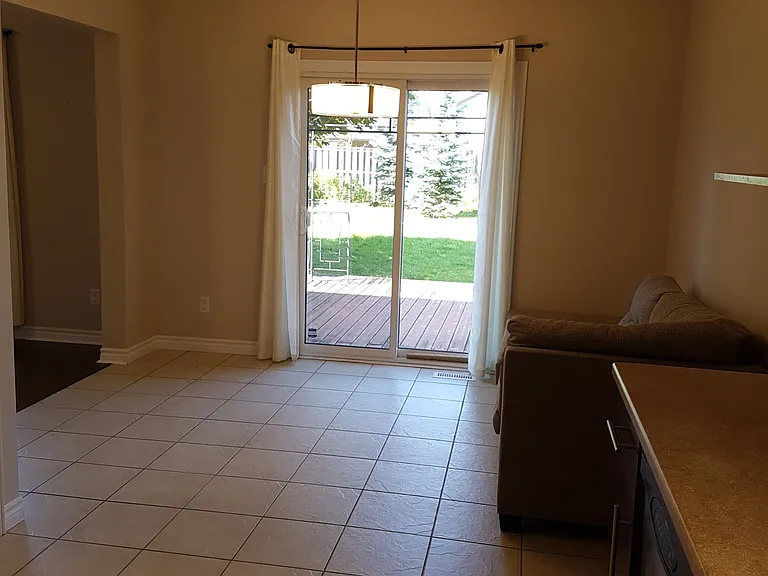 2206 Coronation Dr — Photo 4
