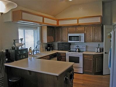 3rd image of 7548 Morevern Cir