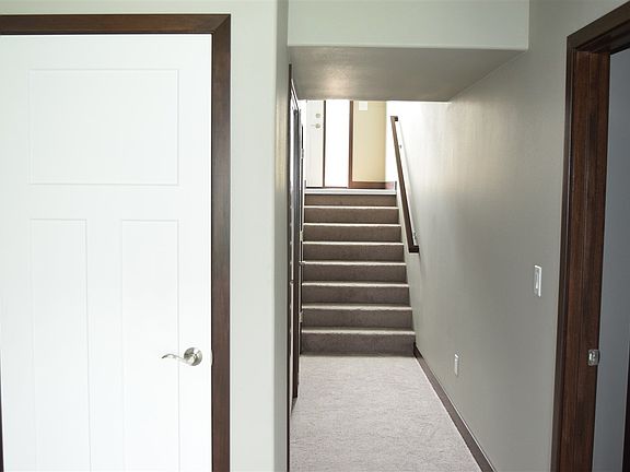5th image of 1330 Moon Flower Ave