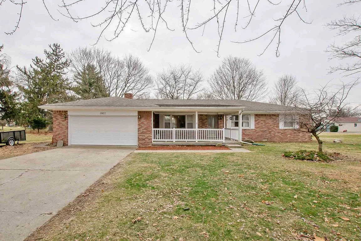1907 E Southway Blvd photo 1