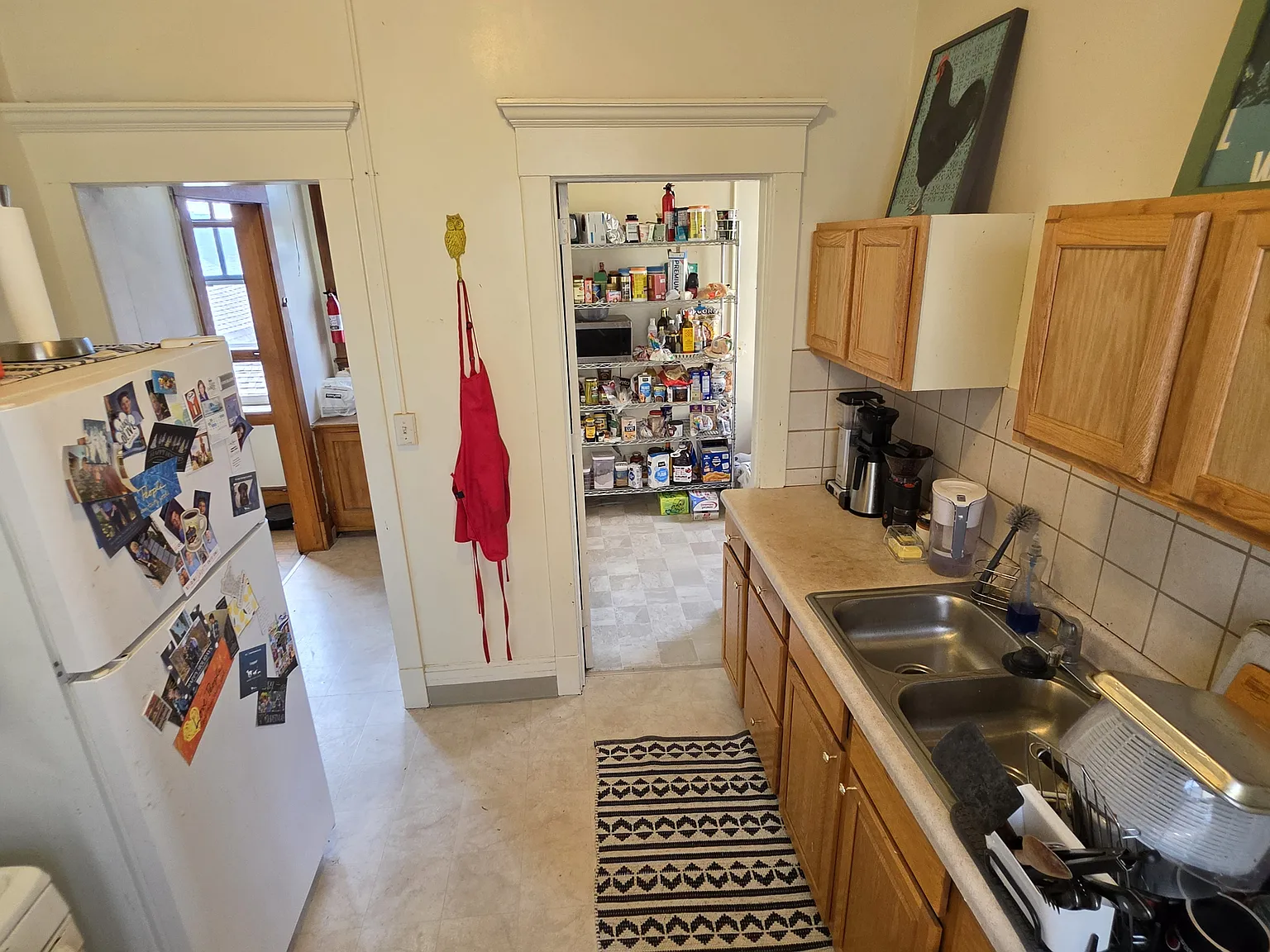 3 bed, 1.5 bath, 980 sqft, $1,725 — Photo 3