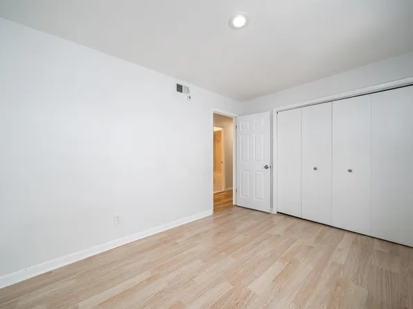 139 Cambridge Avenue image 11 of 19