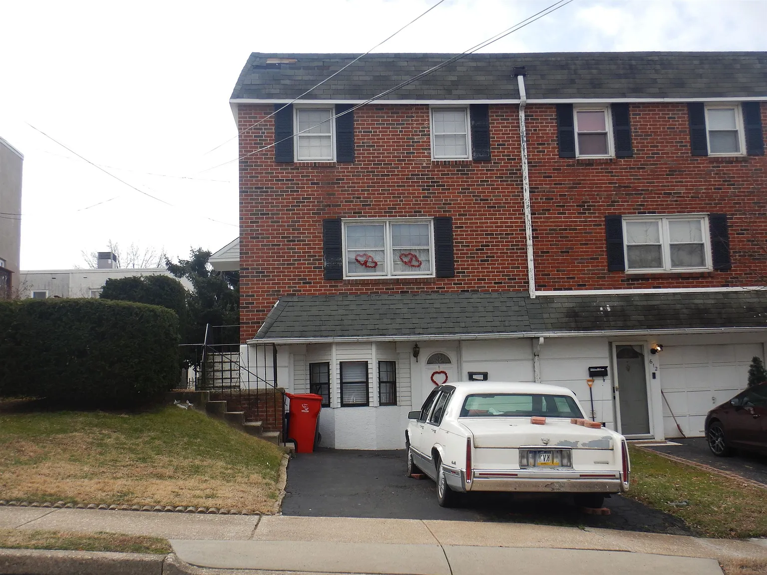 614 Gary Ln photo 1
