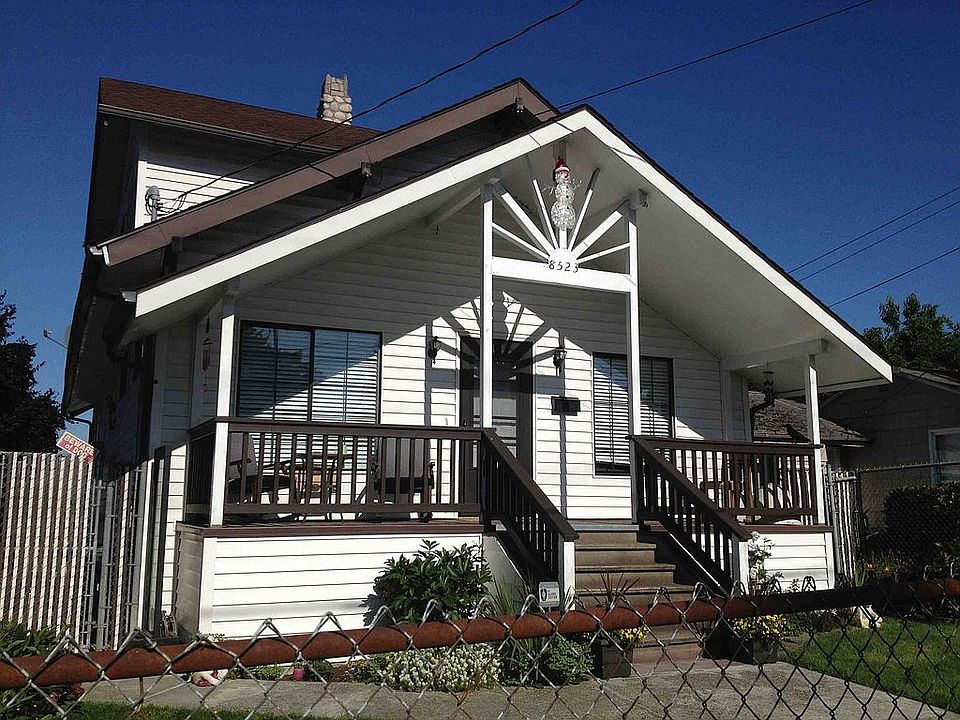 1st image of 8523 5th Ave NE