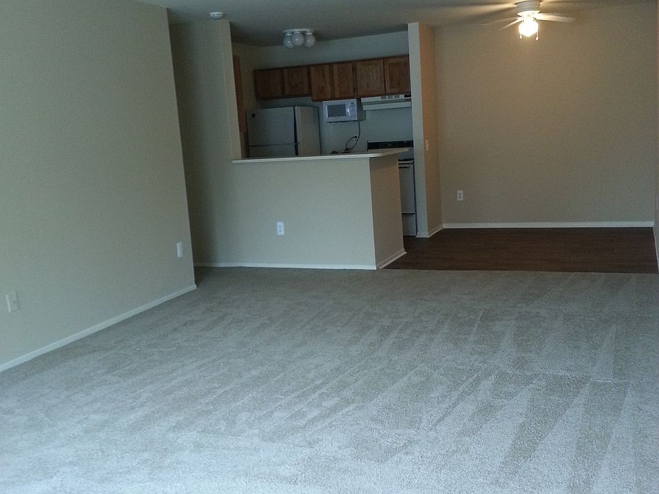 13x22 Living Room