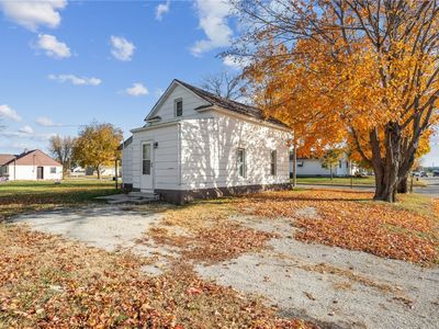 1215 5th Ave, Vinton, IA, 52349
