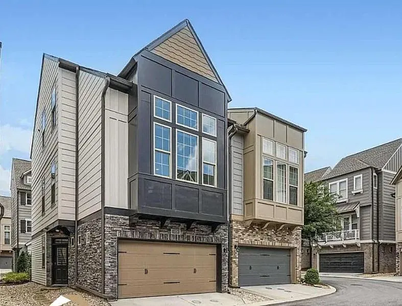 3 bed, 3.0 bath, 1793 sqft, $3,800 — Photo 1