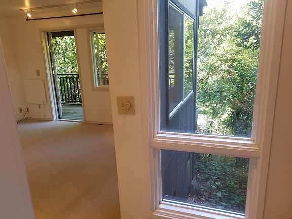 5th image of 68 Edwards Ave #A