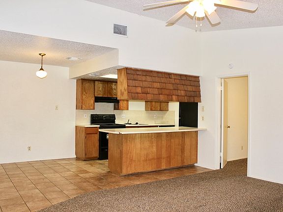 4th image of 3819 Green Meadow Dr