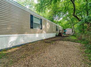 8709 City Lake Rd, Kemp, TX 75143