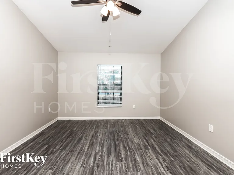 4625 Dragon St — Photo 8