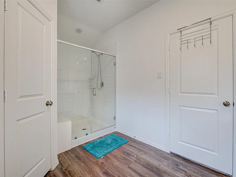 2904 Cordova Hill Dr — Photo 26