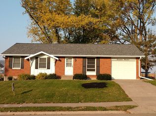 1700 9th St NW, Clinton, IA 52732