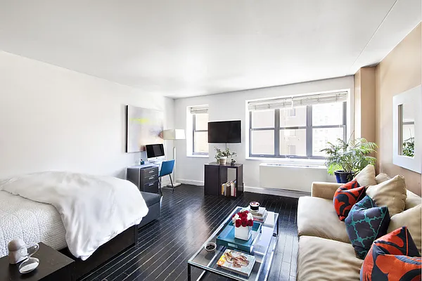 Sold by Stribling | media 17