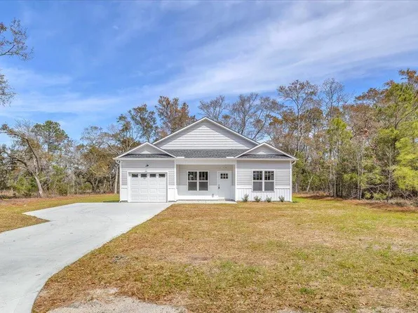 3104 Fairfield Avenue SW, Supply, NC 28462