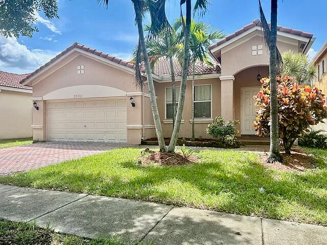 1st image of 2302 SW 125TH Avenue
